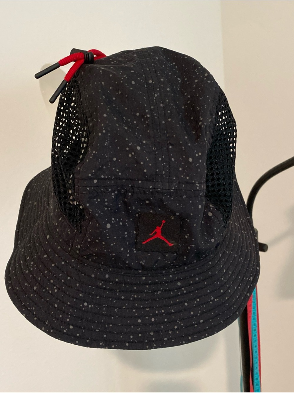 Nike Jordan Jumpman Speckled Breathable Bucket Hat Red Cord Lock L/XL